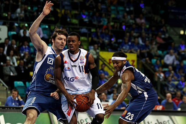 响这一结果 响这一结果