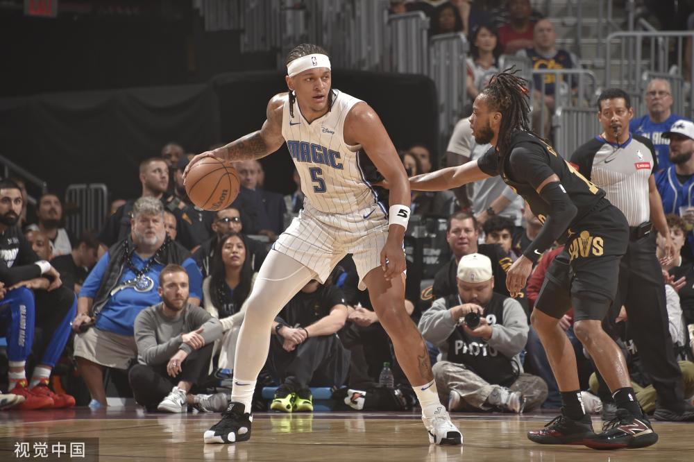 而有些人则 而有些人则